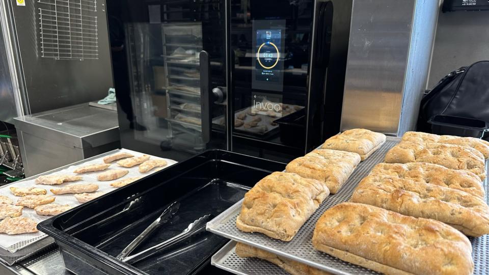 Invoq ensures reliable performance for concept restaurant chain